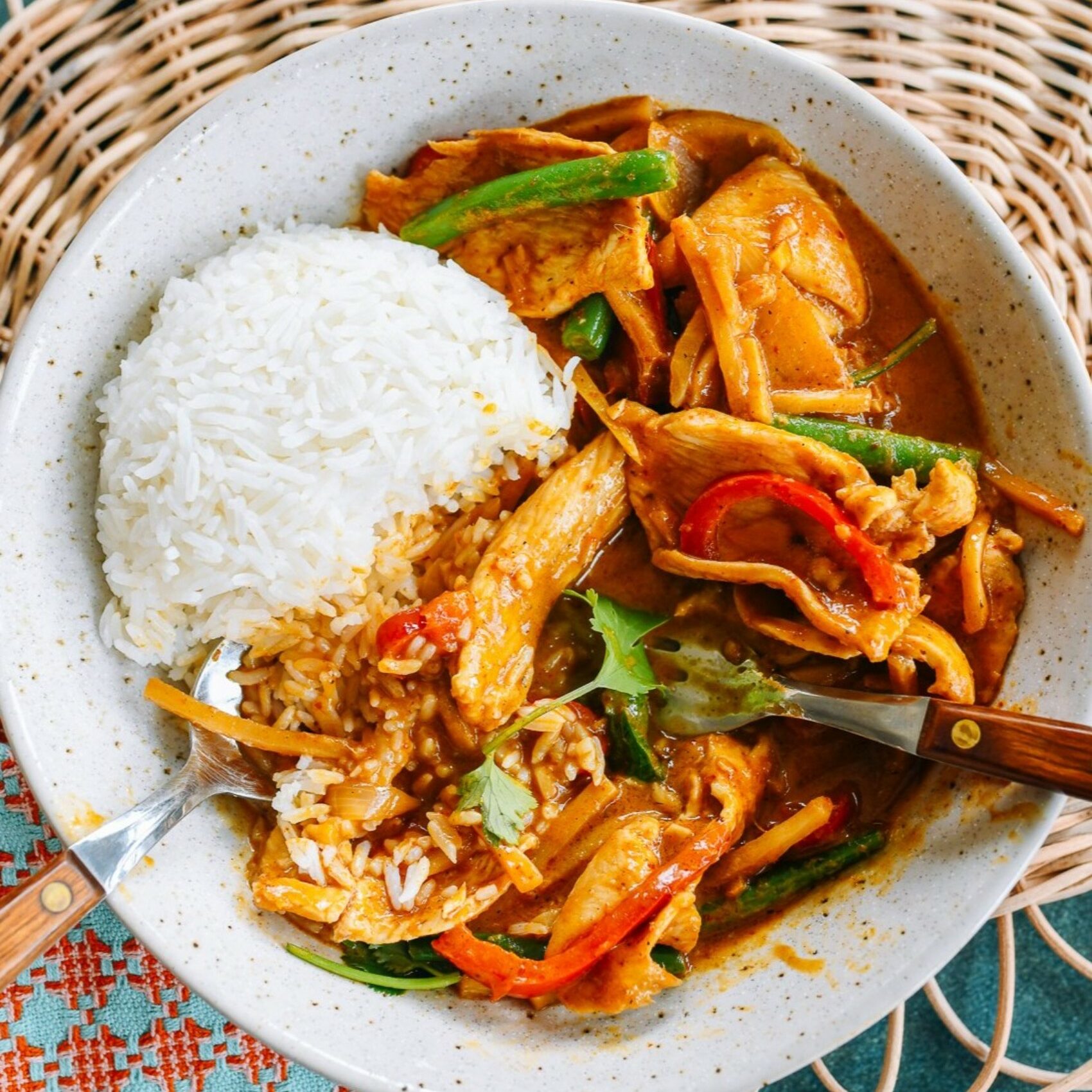 BUFFET THAÏ. Des saveurs thaïlandaises authentiques.